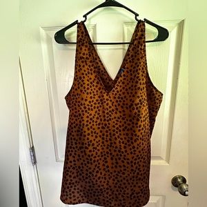 Woman’s tank SZ XL